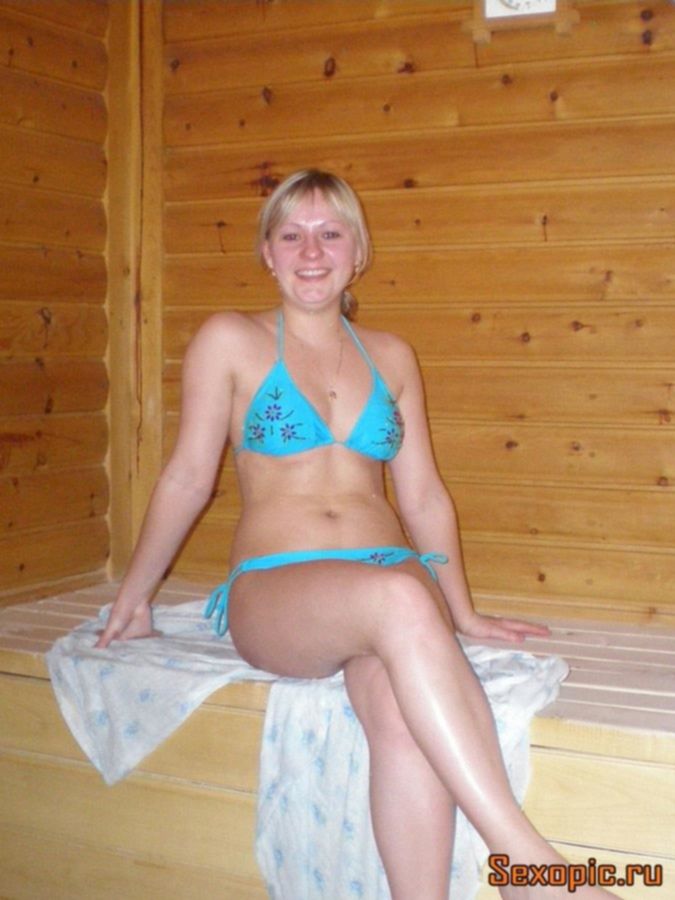 Пьяный девичник в русской сауне фото